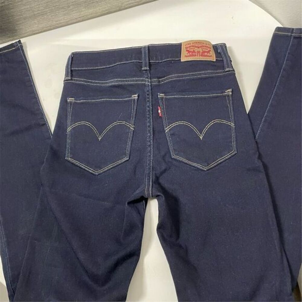 Levi's Women's 720 High-Rise Super Skinny Jeans Blue Size 26